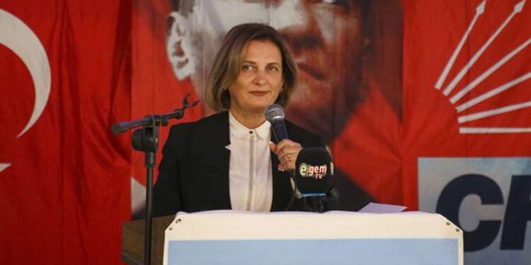 CHP Uşak'ta kongre heyecanı: Başkanlığa Sevinç Soyer Yazgan seçildi