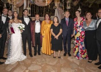 Kemal Kılıçdaroğlu, Tunç Soyer'in kızının nikah şahidi oldu: 'Atatürk'ün yolundan ayrılmasınlar'