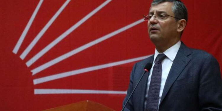 CHP'li Burhanettin Bulut'tan dikkat çeken 'Özgür Özel' paylaşımı: Yolun açık olsun!