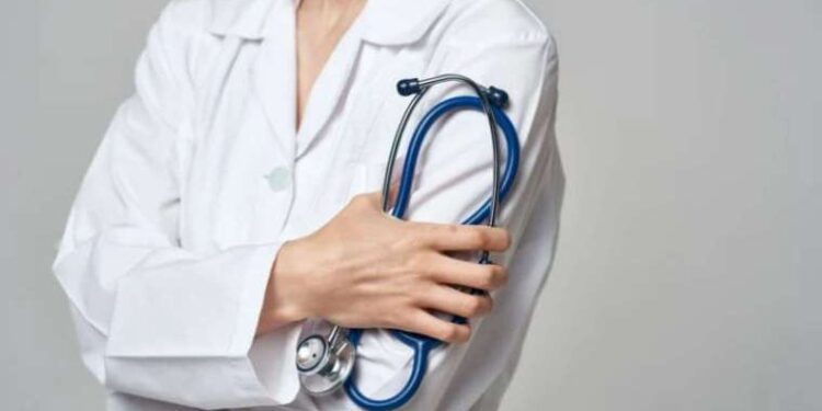 Bakan Koca sözünü tutmadı parası olmayana tedavi yok