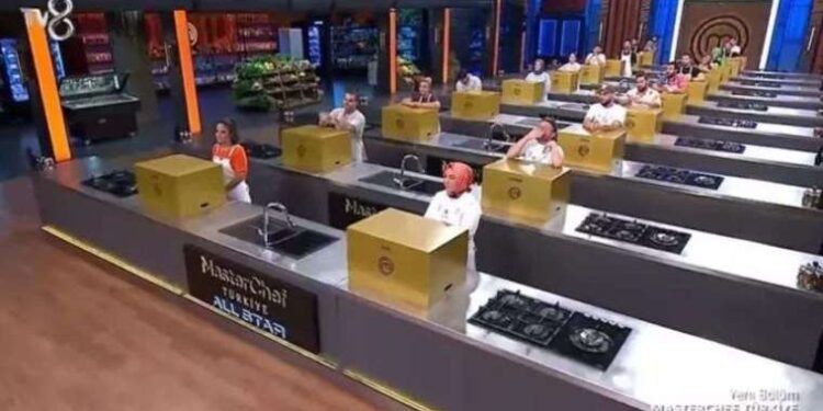 Şefler ayakta alkışladı… Masterchef’te bir ilk!