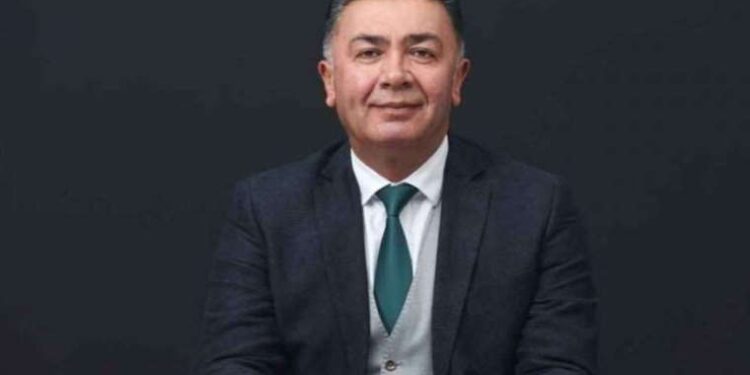 Kayseri’de hareketli dakikalar: Silahlı-sopalı kavgada 3 kişi yaralandı