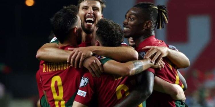 Portekiz, Lüksemburg'a gol oldu yağdı!