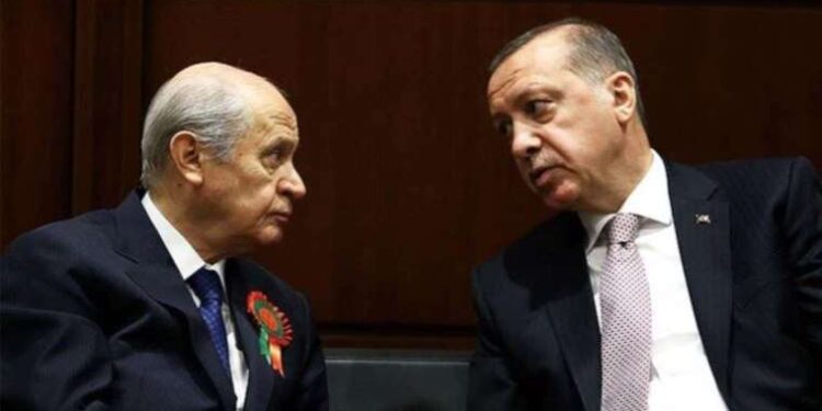 Erdoğan ve Bahçeli görüşmüştü: 'Yeni anayasa' masada