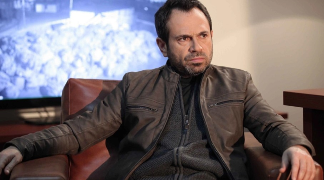 Ünlü sanatçı Olgun Şimşek Bodrum'da trafik kazası geçirdi