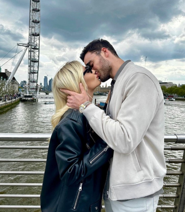 unlu-sarkici-irem-derici-ve-atakan-isiktutan-16309574_8354_m Ünlü şarkıcı İrem Derici ve Atakan Işıktutan ayrıldı