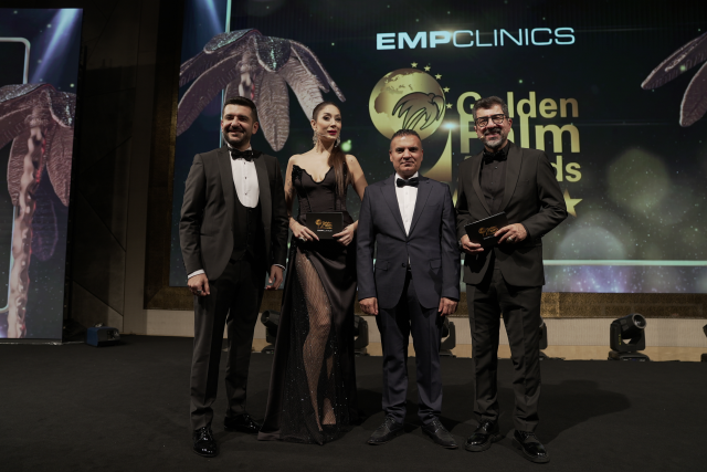 altin-palmiye-odulleri-sahiplerini-buldu-16555664_411_m-1 Altın Palmiye Ödülleri sahiplerini buldu! Yıldızlar geçidine dönen gecede Haberler.com ödülün sahibi oldu