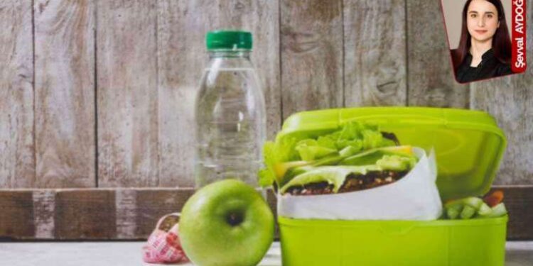 Depremzede çocuklara sefalet mönüsü!