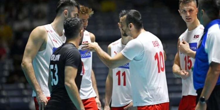 Contemporary İstanbul’u su bastı: Eserler zarar gördü