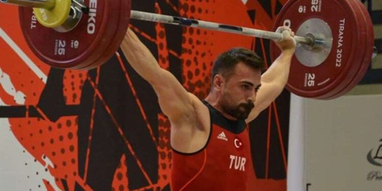 Çin’den ABD’ye sert sözler: ‘Yalan imparatorluğu’