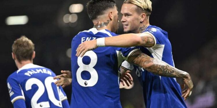 Kuşadası Belediyesi’nin kablolarını çaldılar