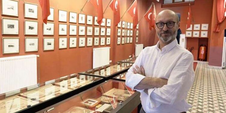 Kaynak makinesinden sıçrayan kıvılcım yangın çıkardı