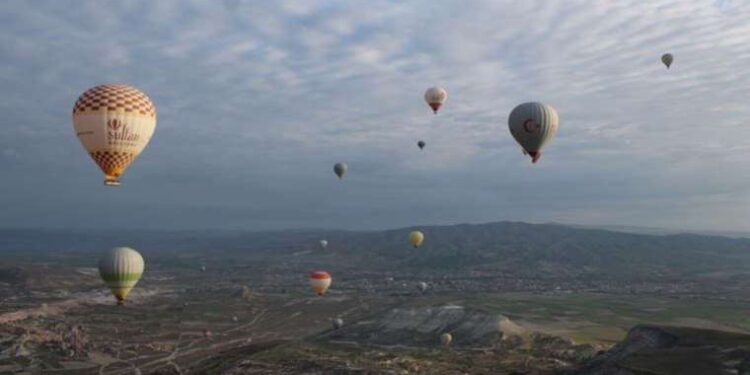 Gece kulübü yangınında can kaybı arttı