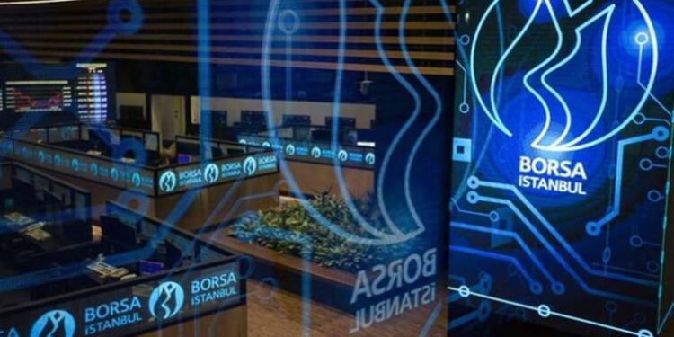 Damat kayınpederinin aracını ‘kurşunladı’