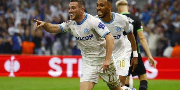 Ankara’da dumandan etkilenen ve tedavi altına alınan itfaiye eri şehit oldu