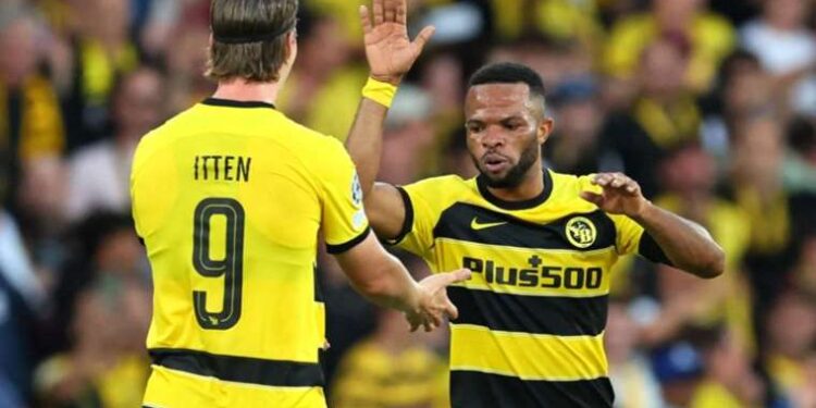 Camdan gece düştü: Cesedi sabah bulundu