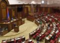 Gazeteci Ayşenur Arslan’ın gözaltına alınmasına tepkiler: ‘Yeri asla cezaevi değildir’