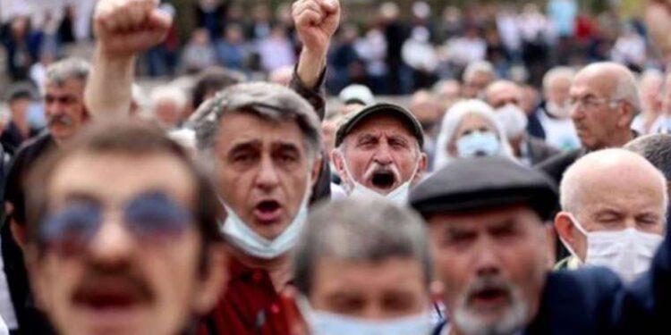 Son dakika… MSB duyurdu: ‘Yunanistan sınırında 5 kişi yakalandı’