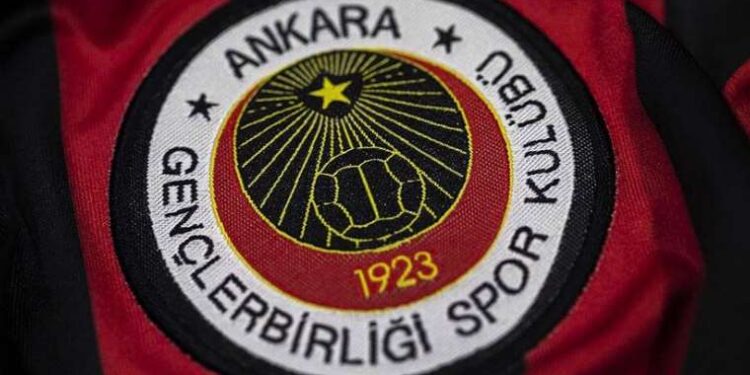 Manisa’da motosiklet ile otomobil çarpıştı: 1 ölü