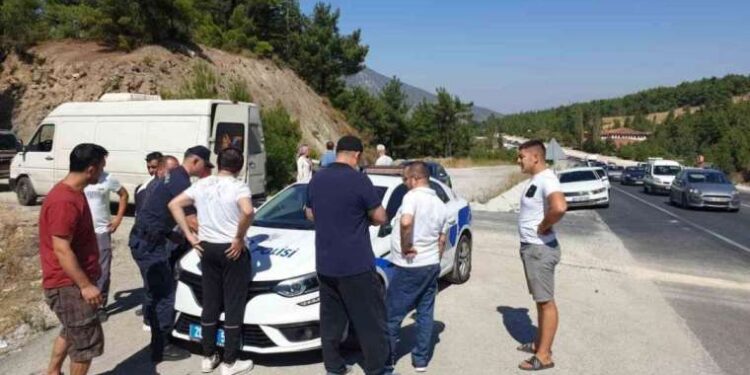 Muhtara silahlı saldırı: Otomatik av tüfeğiyle vuruldu!