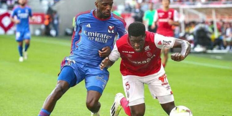 ‘Şakalaşırken’ başından vuruldu