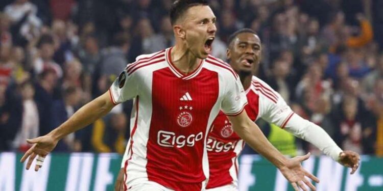 İşyerindeki WhatsApp grubundan çıkarıldı: Milyoner oldu