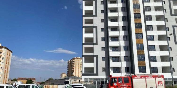 Apple radyasyon sorununu çözdü: Fransa’da yasak kalkıyor