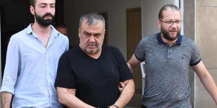 Ağrı’da kahreden olay: Yeni aldığı otomobille bahçeye girmek isterken annesini ezdi