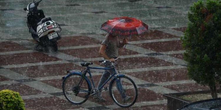 Kuzey Kore, ülkeye ‘yasa dışı’ giren ABD’li askeri serbest bıraktı