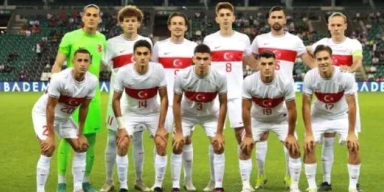 1 aydır aranan 17 yaşındaki Elif, İstanbul’da bulundu