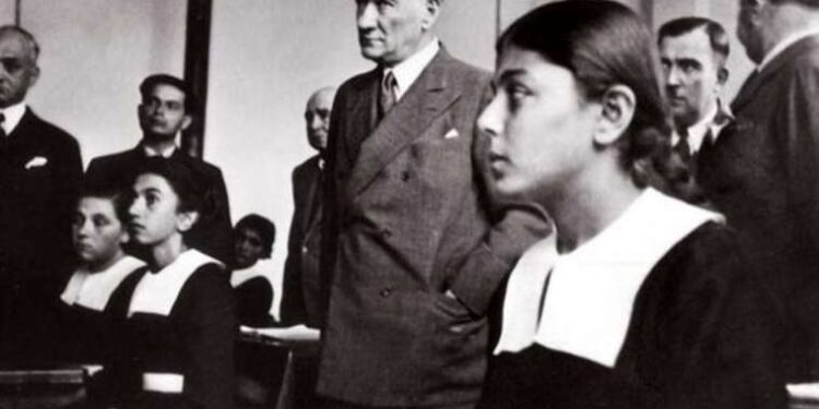 5 yaşındaki çocuğun üzerine okulda dolap düşmüştü… Anaokulu mühürlendi