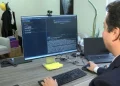 Ünlü şef Arda Türkmen dolandırıcıların hedefi oldu! Siteyi kopyalayıp müşterilerden para almışlar