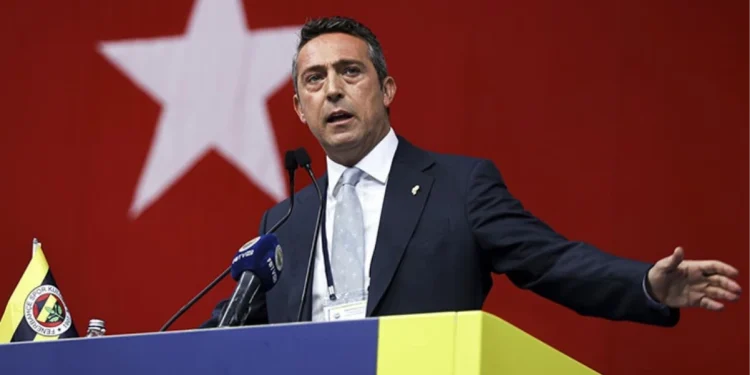 Ezeli rakiplerine açık ara yapan Fenerbahçe, 663 milyon TL kar elde etti