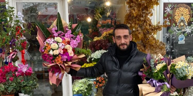 ANKARA’NIN YÜZÜ UMUT ÇİÇEKÇİLİK İLE GÜLÜYOR.