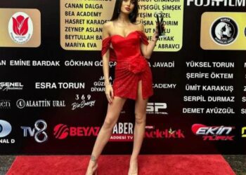 RM’C PMU Master‘ın düzenlediği ve başarı hikayelerinin taçlandırıldığı muhteşem ödül gecesi RAUF DENKTAŞ KÜLTÜR MERKEZİ AYAZAĞA’DA gerçekleştirildi.