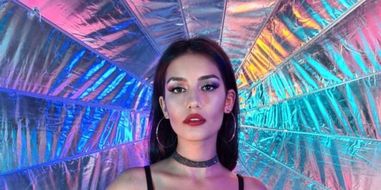 Genç Yetenek Güldemet Durukan, İlk Başrolü “Ammon” ile Göz Kamaştırıyor