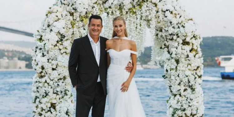 Acun Ilıcalı'nın Eşinden Hamilelik Açıklaması