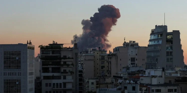 Beyrut'ta Peş Peşe Patlamalar Durum Gergin!