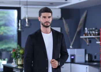 Berk Oktay'dan Sert Mesaj: 'Yapanın Alnına Sıkmazsam