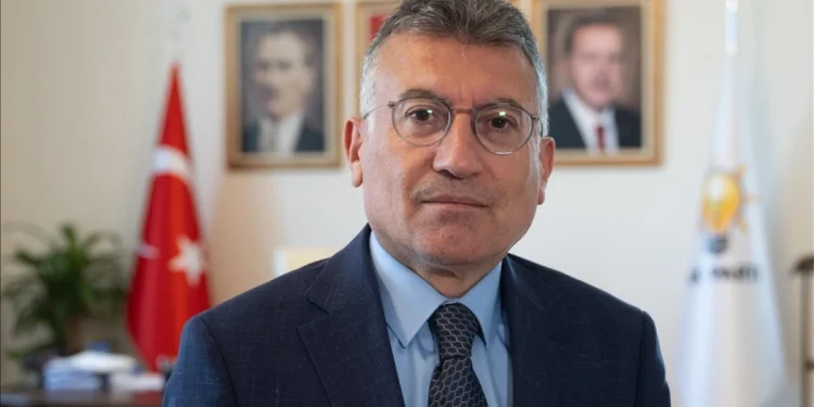 AK Parti'den Emeklilik Yaşıyla İlgili Açıklama