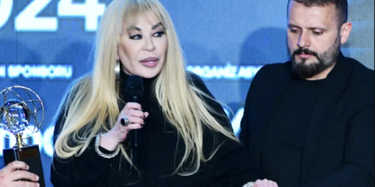 Zerrin Özer: "Beyin damarlarımda daralma var"