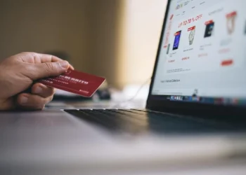 "Banka ve Kredi Kartı Ödemelerinde Düşüş Yaşandı"