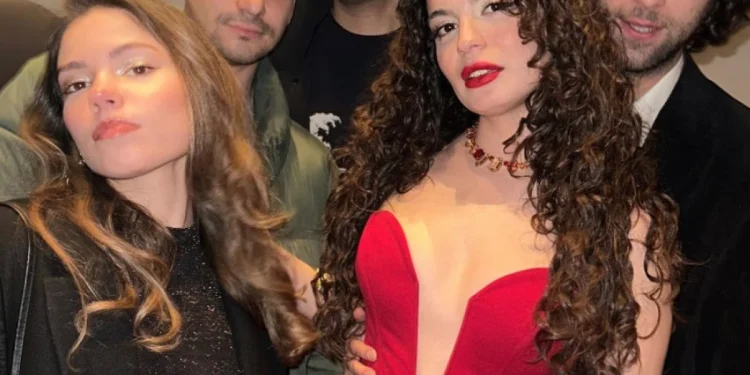 Aslı Bekiroğlu, Furkan Rıza Demirel ile Aşk Yaşıyor!