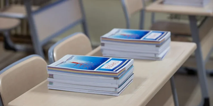 Özel Okullarda Ücretsiz Ders Kitapları Kullanılacak