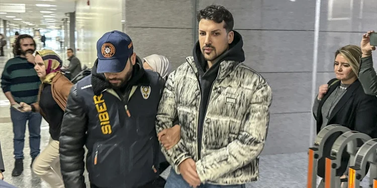 "Kerimcan Durmaz: 'Aylık Gelirim 500 Bin Lira'"