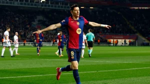 Barcelona, Rayo Vallecano'yu zorla geçip lider oldu