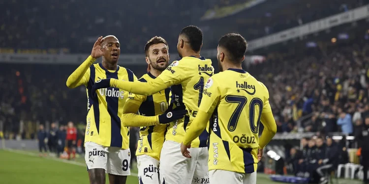 Fenerbahçe golcüleriyle dikkat çekti: 38 maçta 88 gol