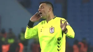Ümit Öztürk, VAR'sız maçta VAR'dan yönlendirildi