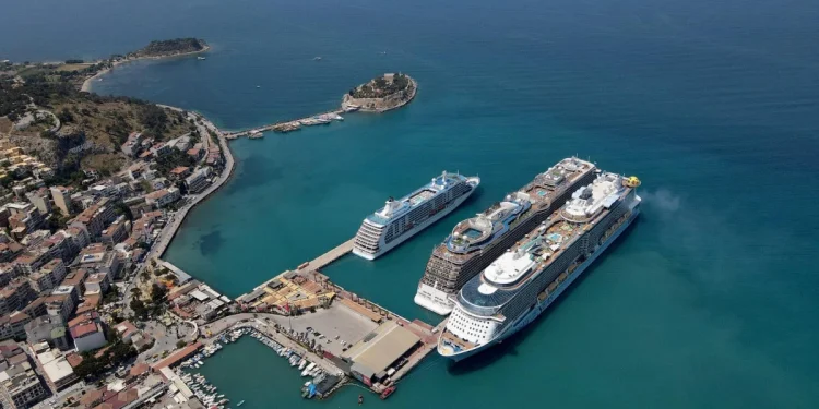 Ege Depremleri Yanardağ Kaynaklı, Ahmet Ercan Açıkladı