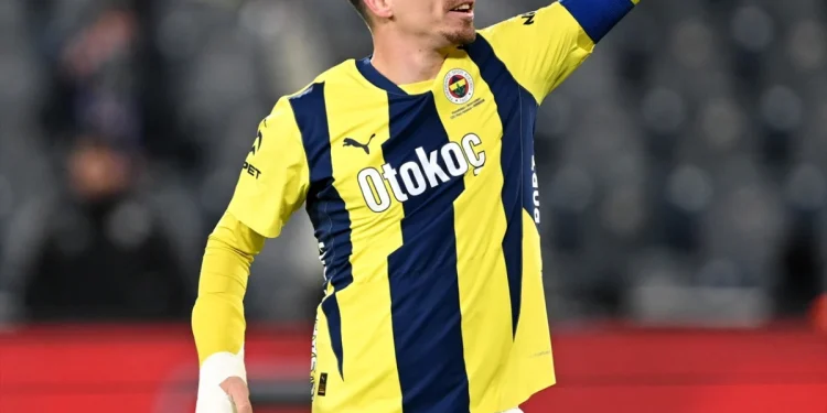 Mert Hakan Yandaş, 100. maçına çıkmak için gün sayıyor.